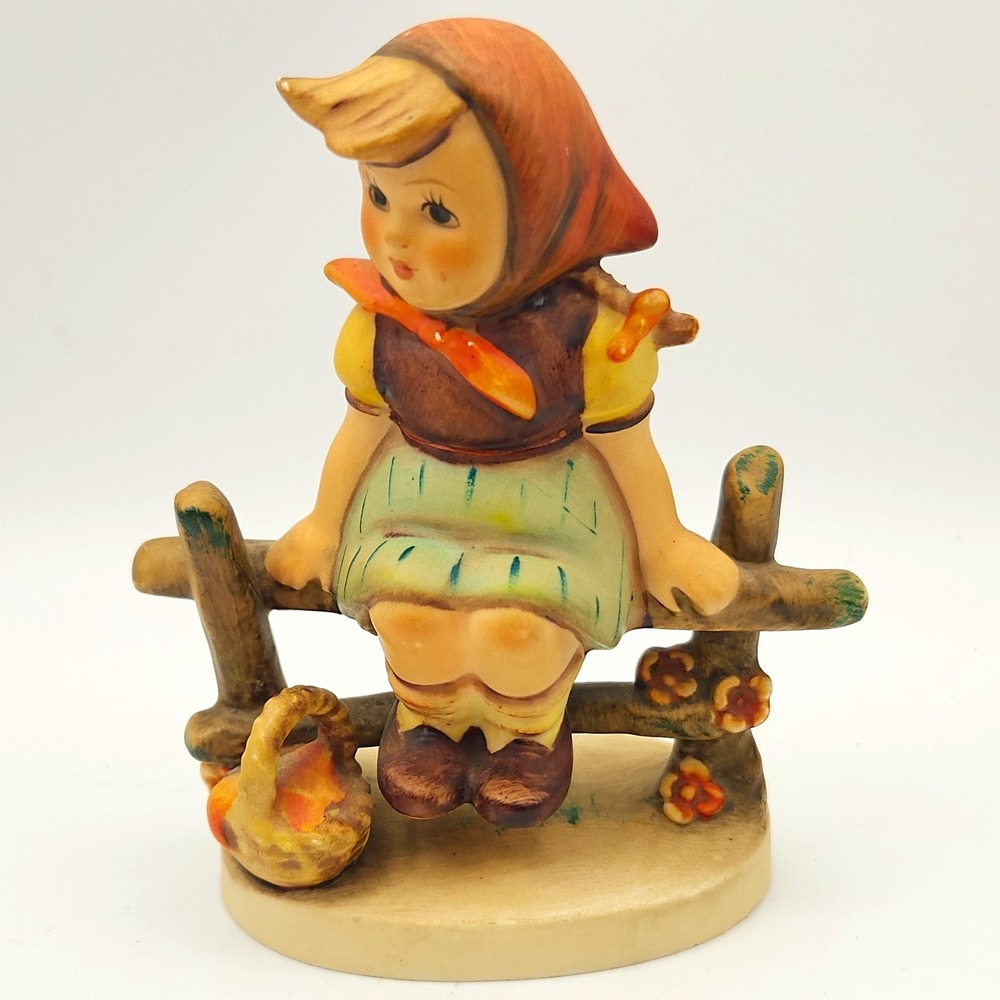 Hummel Figurine "Just Resting" 112 3/0 TMK-5 Last Bee 4" excellent condition - Picture 1 of 4